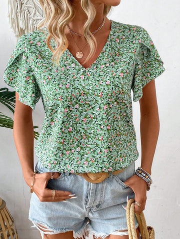 Western Love Print Rolled-Up Short Sleeves Round Neckline Relaxed Fit Top For Women & Girls